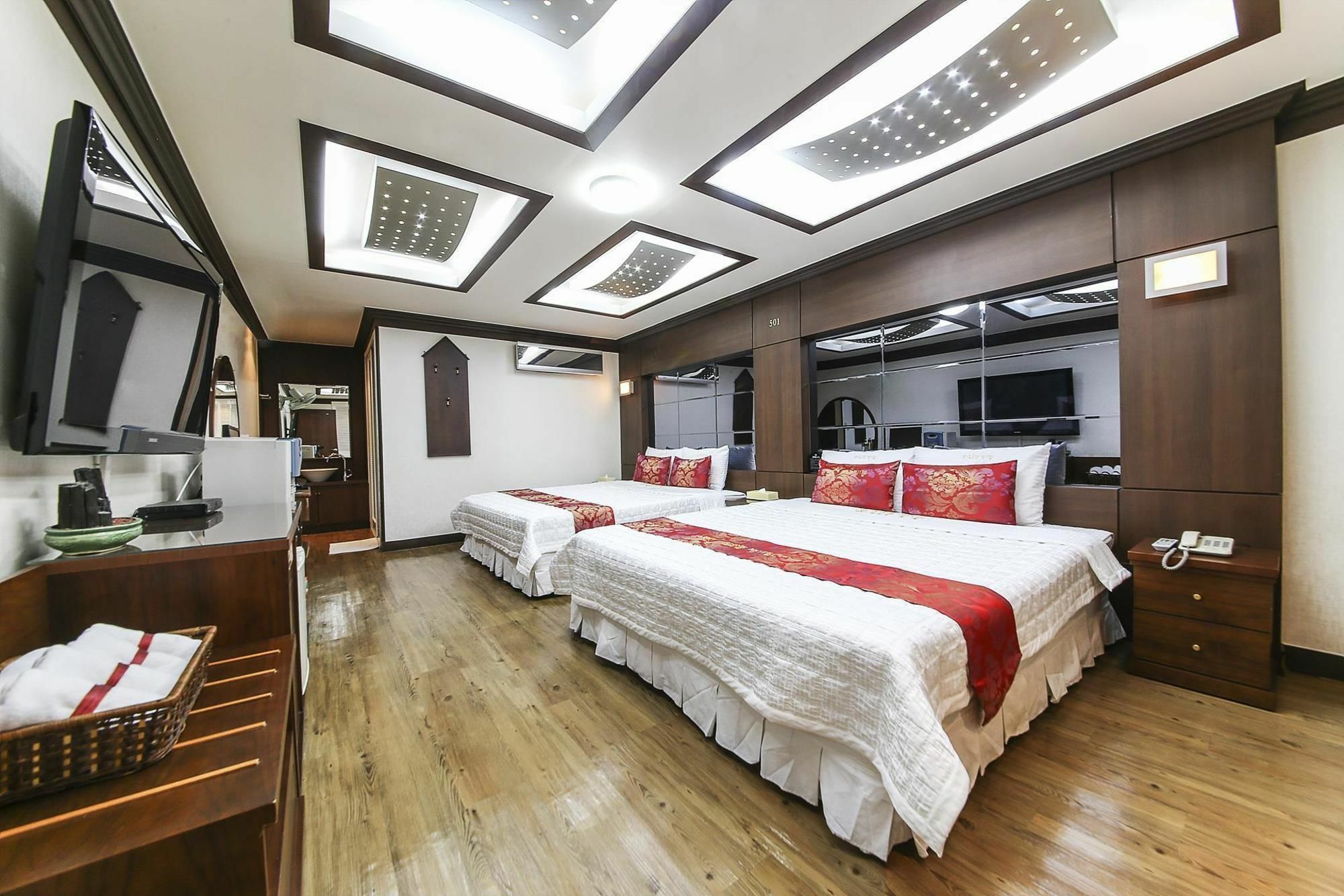 Haeundae Aone Hotel Busan Bagian luar foto