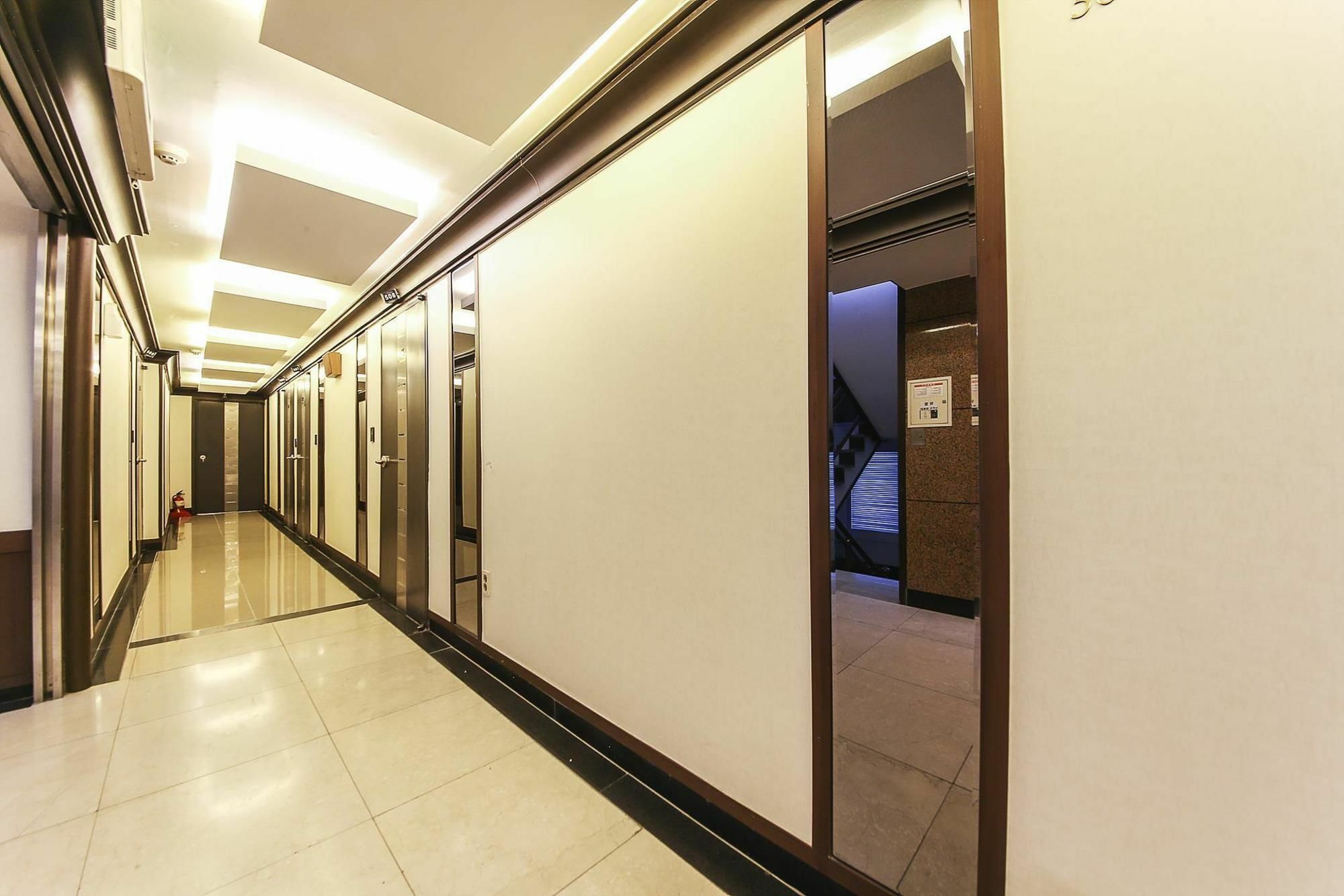 Haeundae Aone Hotel Busan Bagian luar foto