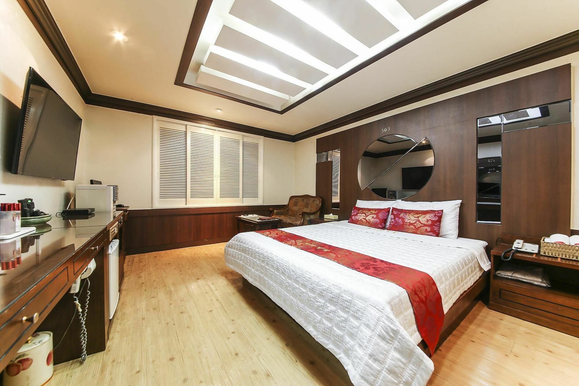 Haeundae Aone Hotel Busan Bagian luar foto
